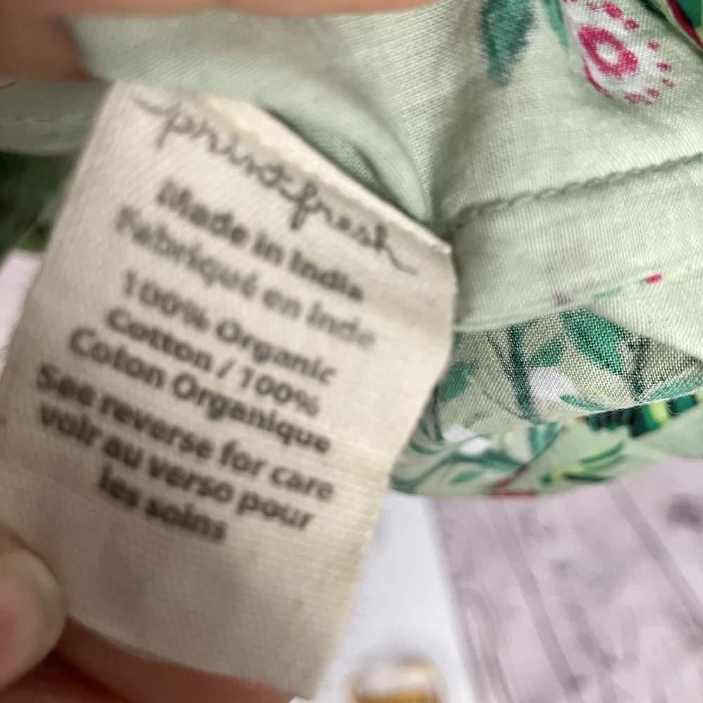Printfresh Camel Courtyard Avocado Pajama Top Size Large Short Sleeve Button - Picture 5 of 12